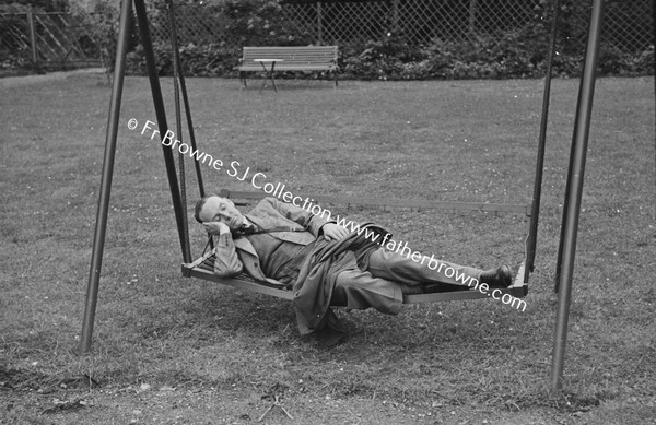 PHOTOGRAPHIC SOCIETY OF IRELAND OUTING MAN ON SWING